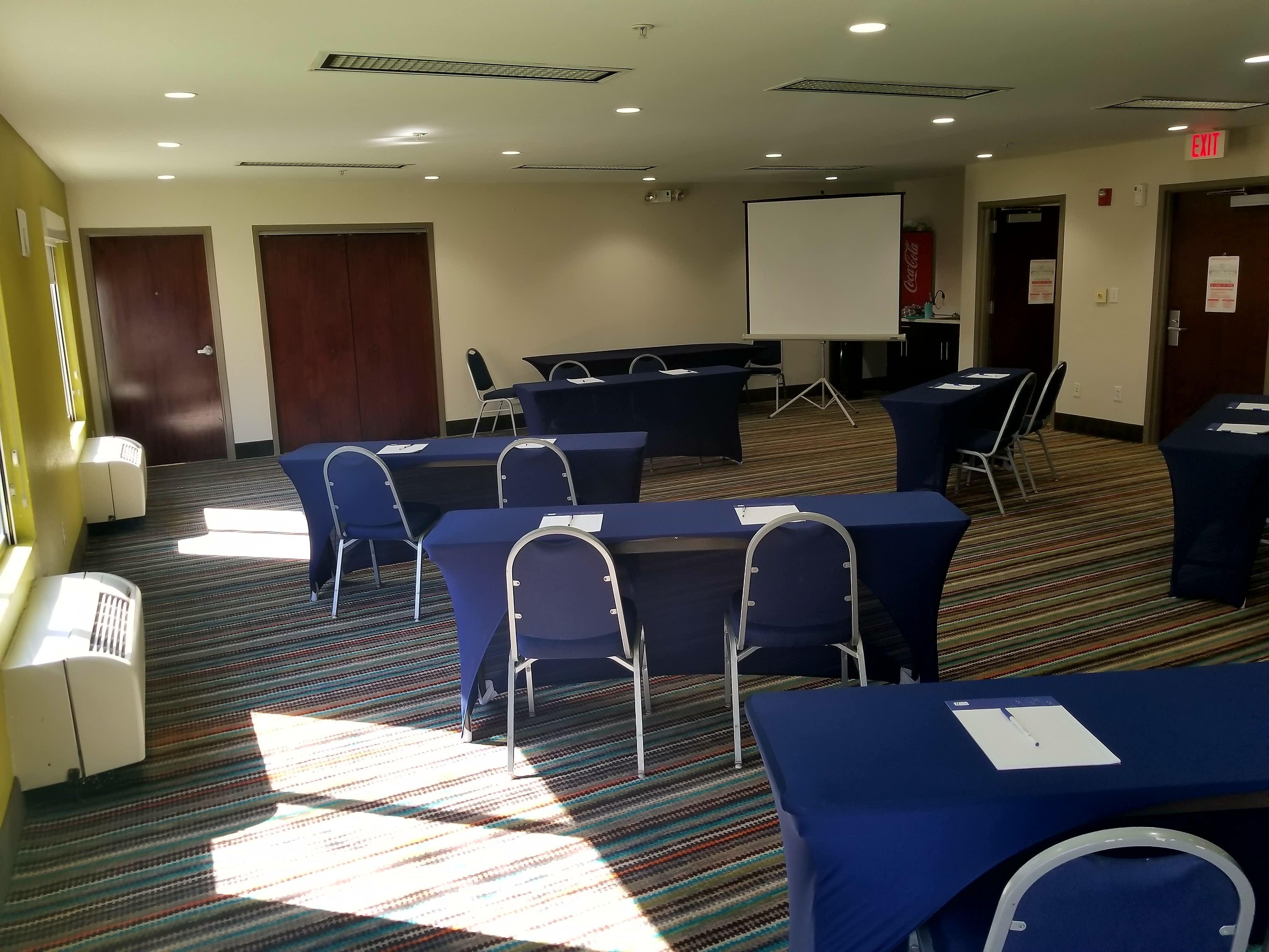 Holiday Inn Express Hotel & Suites Mebane By Ihg Eksteriør bilde